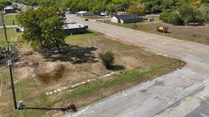 305 NW 2nd Street - Photo 23