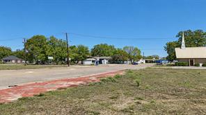 305 NW 2nd Street - Photo 5