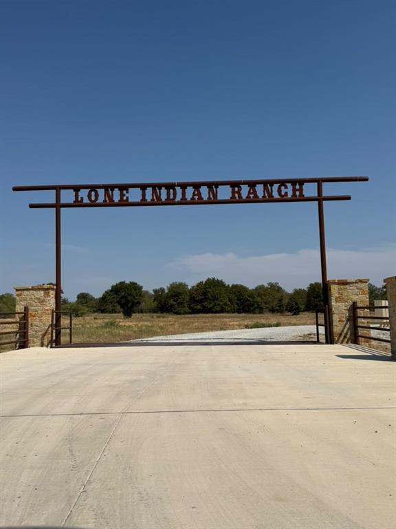 LOT 28 Fm 1810 - Photo 1
