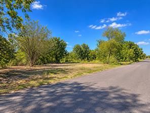3916 County Road 4415 - Photo 2