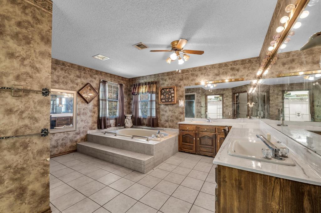 4201 N 19th Street - Photo 25
