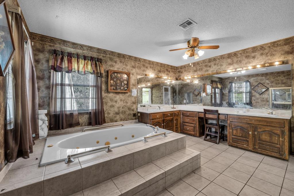 4201 N 19th Street - Photo 27