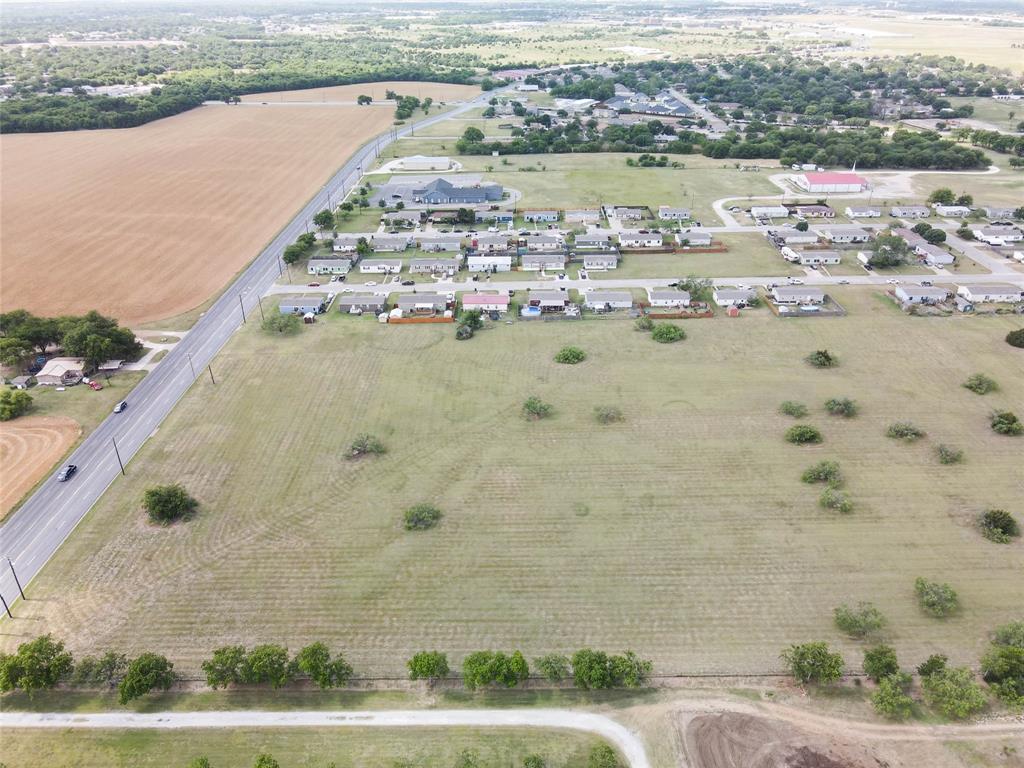 2209 N Nolan River Road - Photo 18