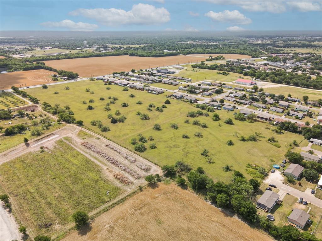 2209 N Nolan River Road - Photo 24