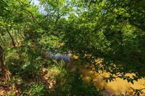9000 Private Road 496 - Photo 18
