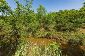 9000 Private Road 496 - Photo 37