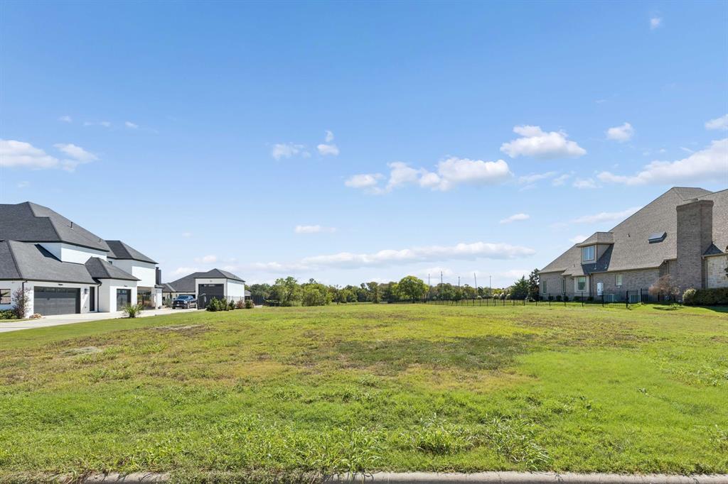1103 Estate Drive - Photo 6
