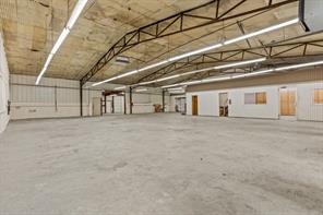 414 E Marshall Street - Photo 12