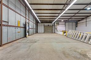 414 E Marshall Street - Photo 15