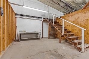 414 E Marshall Street - Photo 21