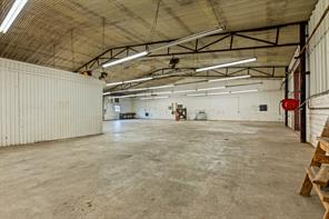 414 E Marshall Street - Photo 24
