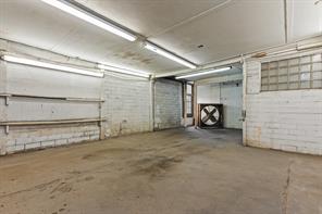 414 E Marshall Street - Photo 29