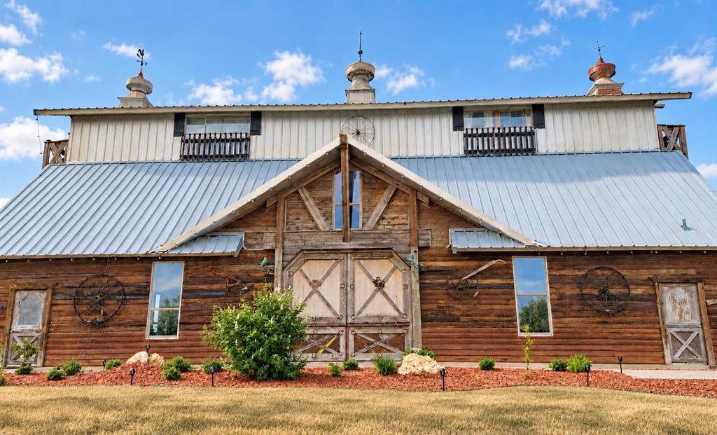 2770 County Road 1125b - Photo 1