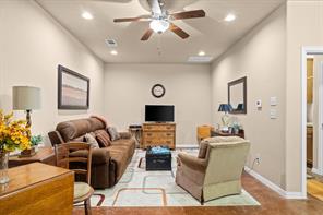 118 N Main Street - Photo 16