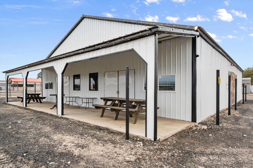 849 W US Highway 84 - Photo 1