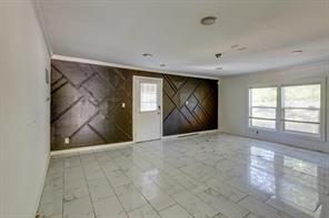 105 Barrows Lane - Photo 12