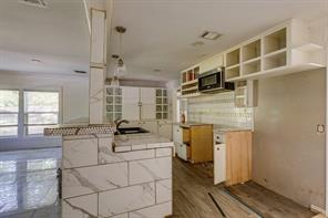 105 Barrows Lane - Photo 16