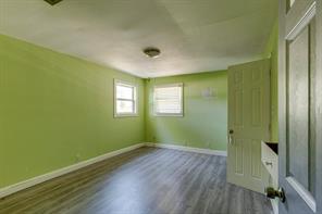 105 Barrows Lane - Photo 18
