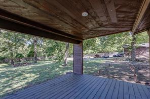 105 Barrows Lane - Photo 32