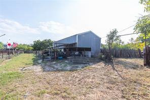 829 Foster Street - Photo 18