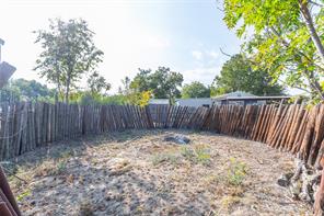 829 Foster Street - Photo 23