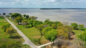 1520 Shoreline Drive - Photo 10