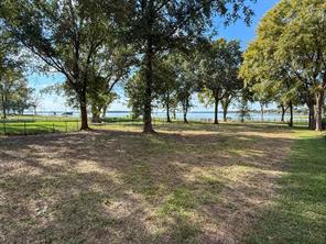 1520 Shoreline Drive - Photo 21