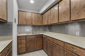 1317 East - Photo 23