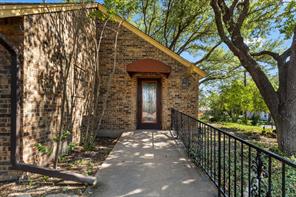 1317 East - Photo 4
