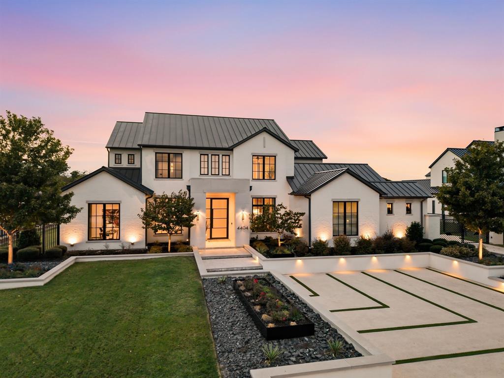 4404 Saddleback Lane - Photo 1