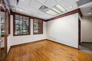 5225 Village Creek Drive - Photo 4