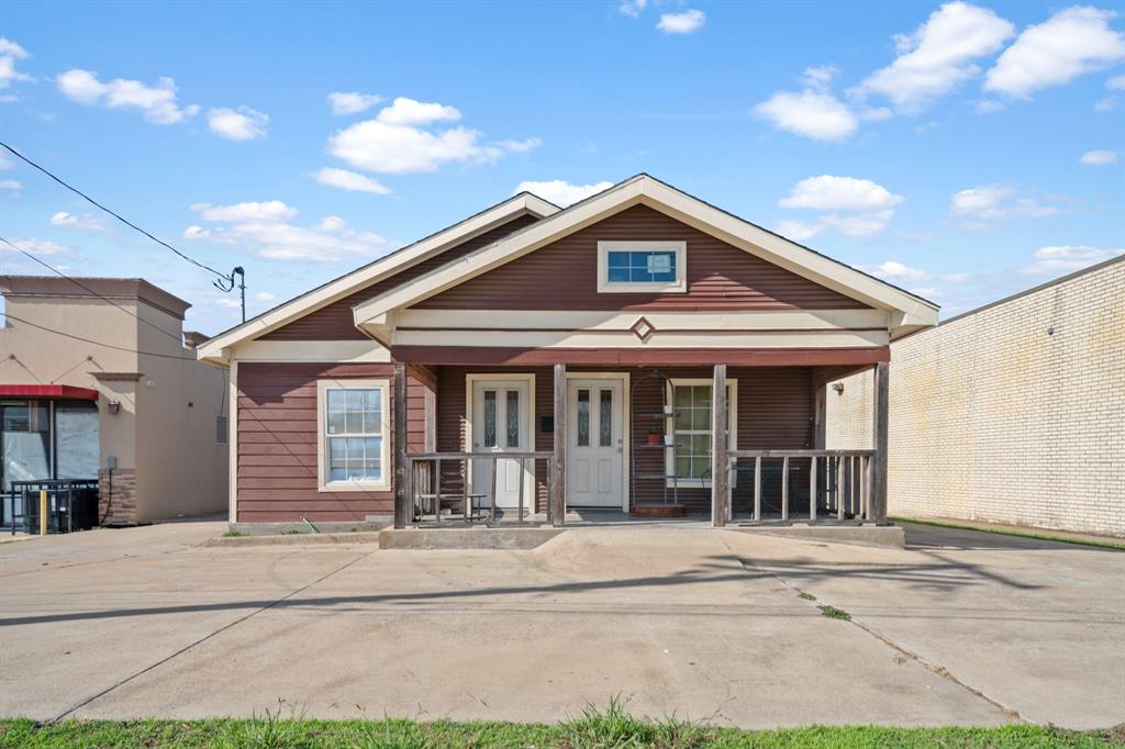 1738 W 7th Avenue - Photo 1