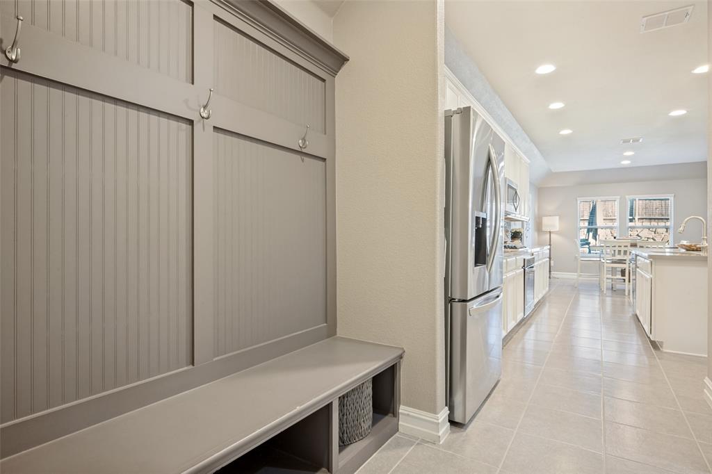 1140 Parkdale Drive - Photo 13