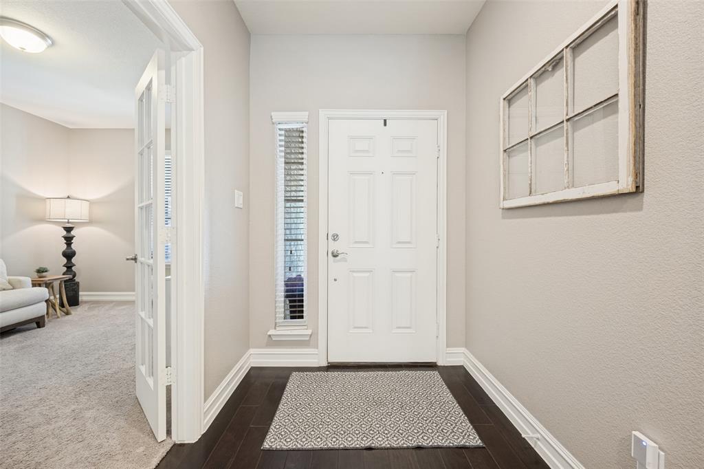1140 Parkdale Drive - Photo 5