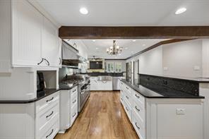 585 Shady Oaks Drive - Photo 18