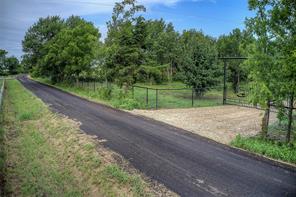 868 County Road 23940 - Photo 5