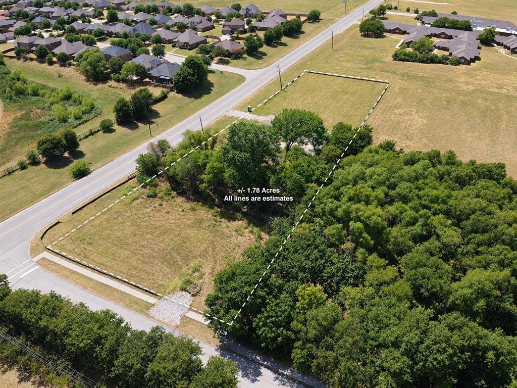 1124 E Parkerville Road - Photo 1