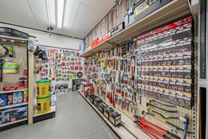 1245 Commercial Avenue - Photo 12