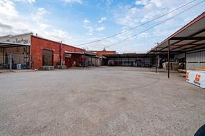 1245 Commercial Avenue - Photo 21