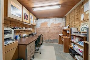 1245 Commercial Avenue - Photo 27
