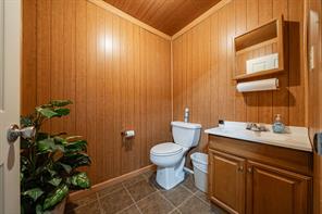 1245 Commercial Avenue - Photo 30