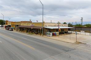 1245 Commercial Avenue - Photo 4