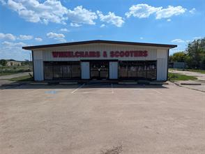 735 W Main Street - Photo 2
