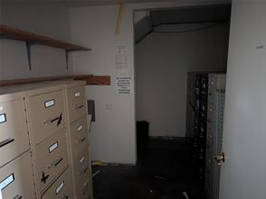 735 W Main Street - Photo 8