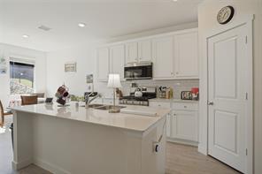 437 Ridge Drive - Photo 10