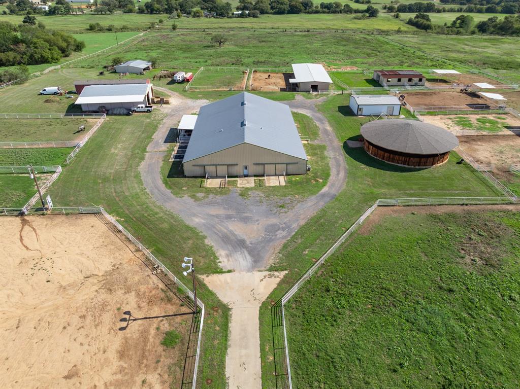 4425 County Road 424 - Photo 1