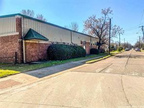 5001 Crozier Street - Photo 3