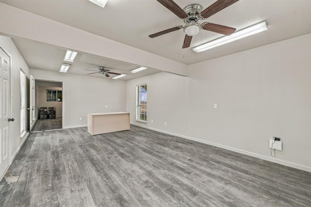 1324 N Saint James Road - Photo 10