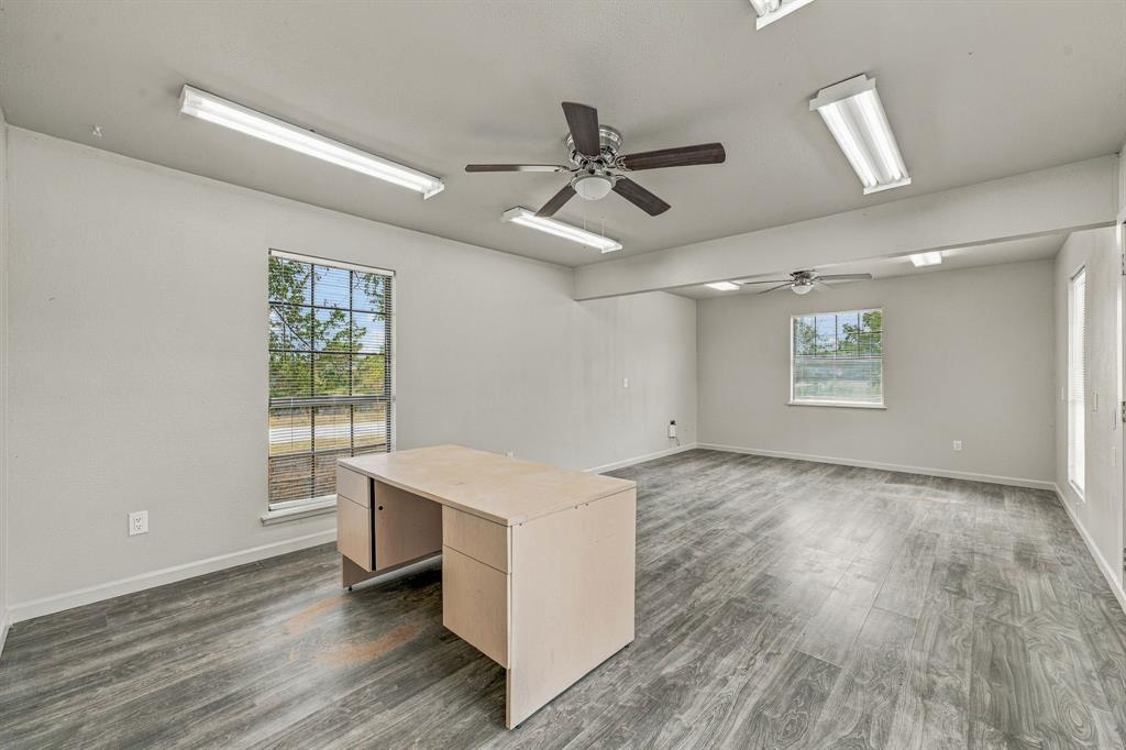 1324 N Saint James Road - Photo 11