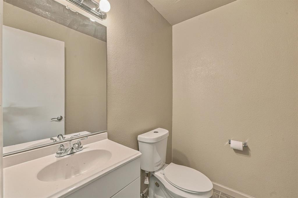 1324 N Saint James Road - Photo 14